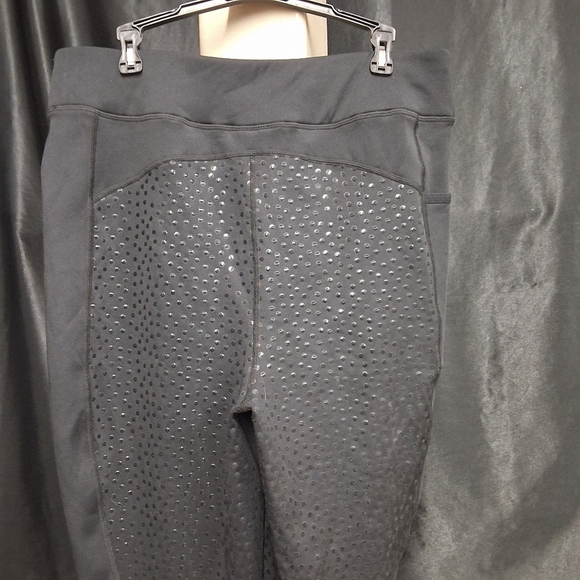 Equipe Black Track Pants with Modern Slim Fit - Picture 13 of 17